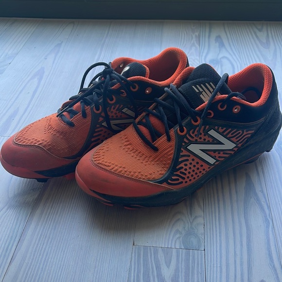 Balance Baseball Cleats 
